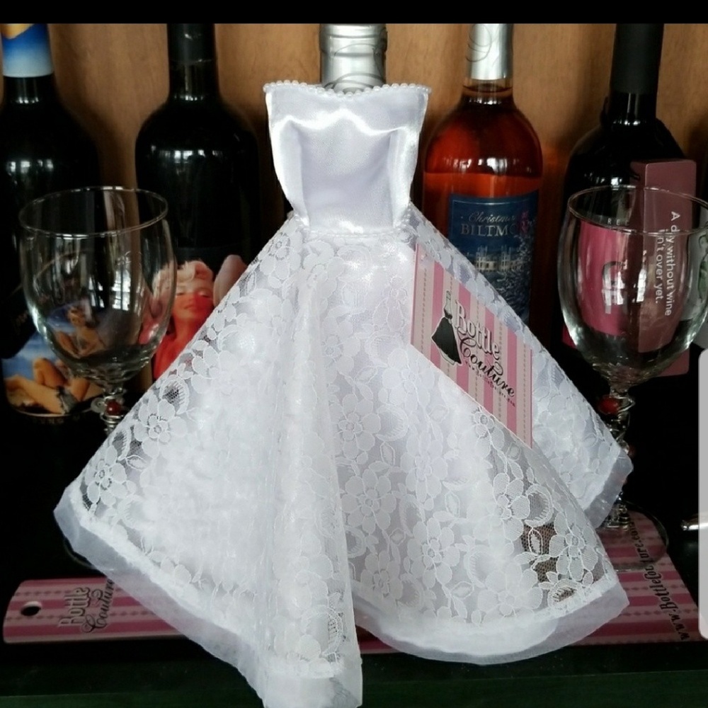 Wine Bottle Cover - Bridal Dress (I DO) 🍷